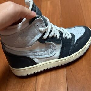 Tones of gray and White mid-Top Sneakers